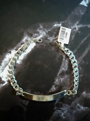 7EV660 Esclava cubana